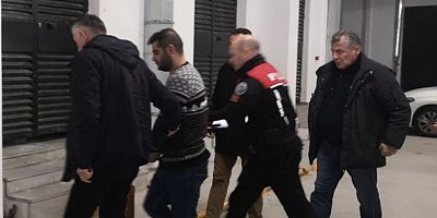 Bursa'da annesi, iki ağabeyi ve yengesini öldüren zanlı tutuklandı