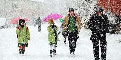 Bursa'da, beklenen kar yağışı nedeniyle eğitime ara verildi, gerekli tedbirler alındı