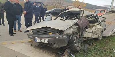 Bursa'da cip ile otomobilin çarpıştığı kazada muhtar hayatını kaybetti