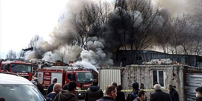 Bursa'da geri dönüşüm tesisinde çıkan yangın kontrol altına alındı