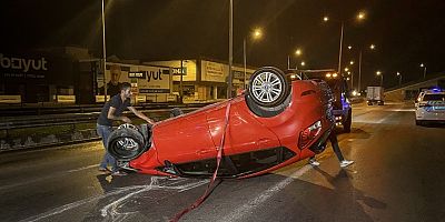 Bursa'da sürücü, takla atan otomobilden yara almadan kurtuldu