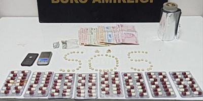 BURSA - Uyuşturucu operasyonunda 3 kişi yakalandı