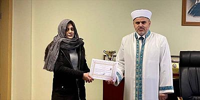 Gürcistanlı kadın Mudanya'da Müslüman olup 