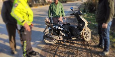Kamyonet ile motosikletin karışmış olduğu kazada motosiklet sürücüsü yaralandı