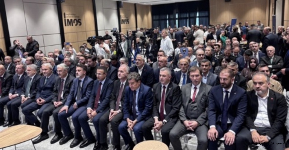 55. MODEF FUARI’NDA FENOMENLER VE SURVİVOR MERVE RÜZGÂRI