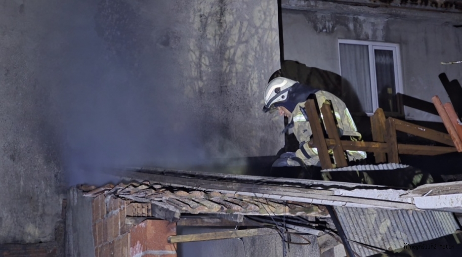 Bahçedeki Odun Fırınında Yangın Paniği