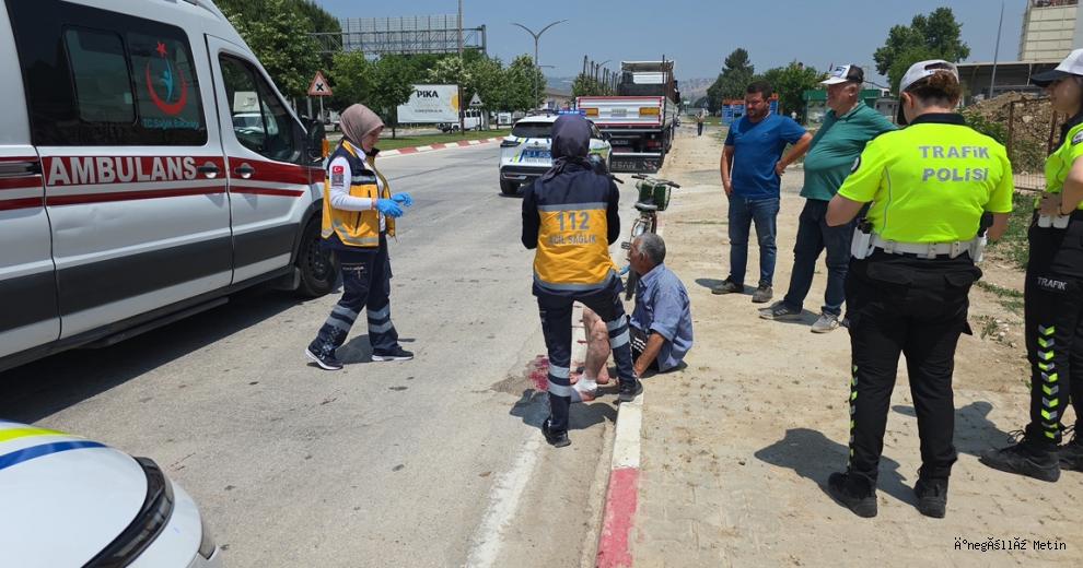 Bisiklet ile motosiklet çarpıştı: 2 yaralı