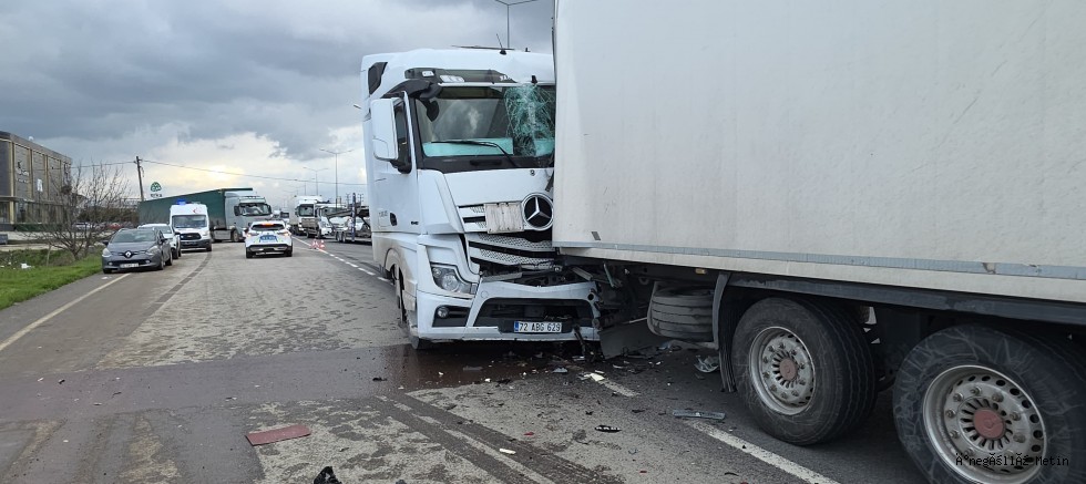 Bursa-Ankara Karayolu’nda Zincirleme Kaza: Trafik Kilitlendi