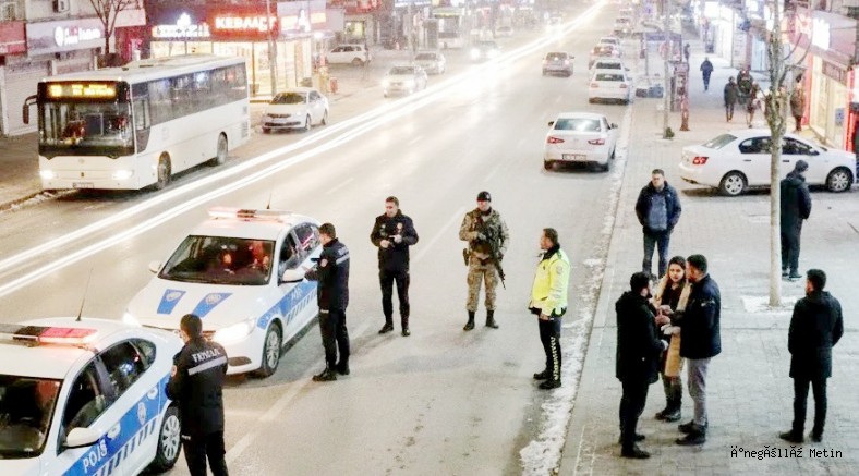 Ekipler yılbaşı için teyakkuza geçiyor