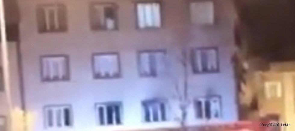 İnegöl’de Apartman Dairesinde Yangın: 1 Kişi Hafif Yaralandı