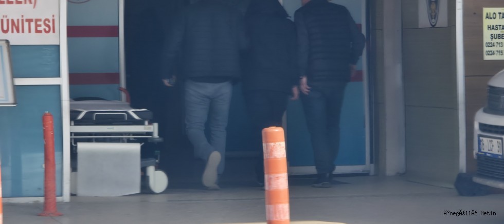 İNEGÖL’DE ARSA DOLANDIRICISI POLİS PUSUSUYLA YAKALANDI: 100 BİN TL KAPORA ALMIŞ