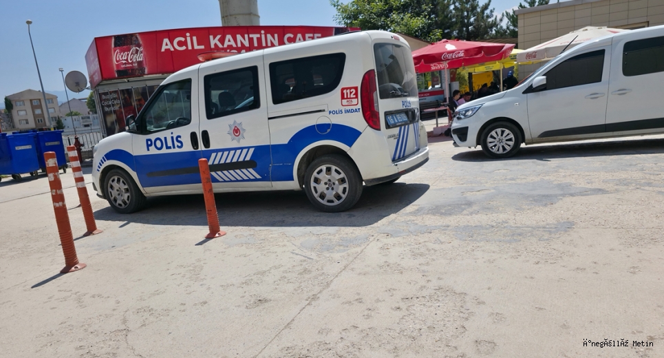 İnegöl’de “Kasten Adam Öldürme” Suçundan Aranan Hükümlü Kıraathanede Yakalandı