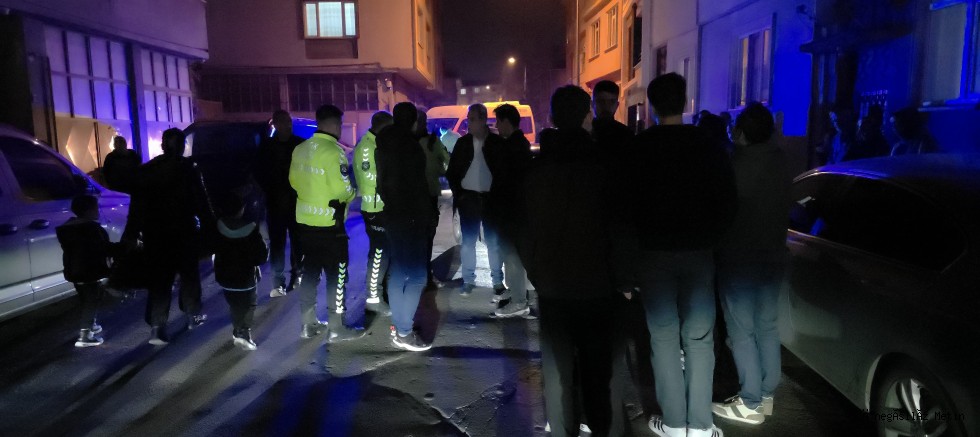 İnegöl’de polisten kaçan sürücü park halindeki araçlara çarptı