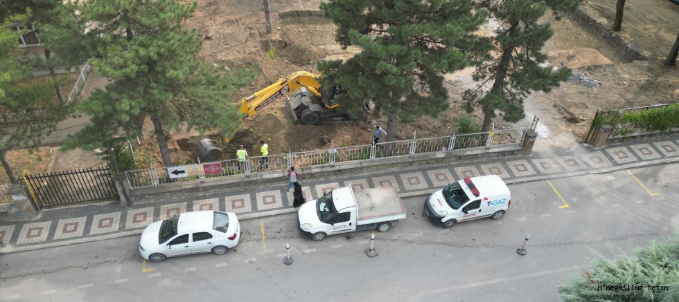 İnegöl’de Tadilat Sırasında Doğalgaz Borusu Patladı: Mahallede Panik