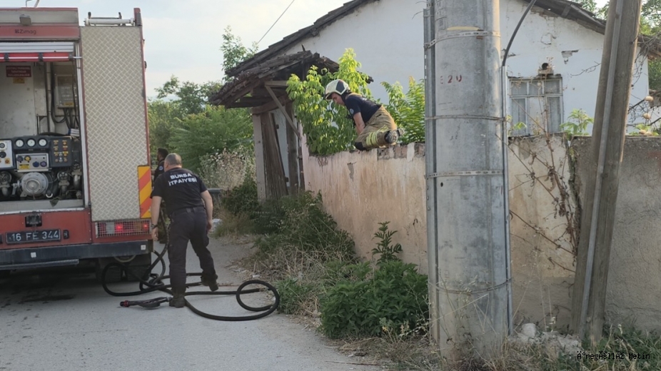 İnegöl’de Trafo Patladı, Bahçede Yangın Çıktı