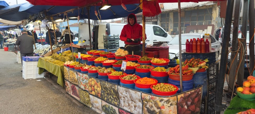İnegöl Kent Konseyi’nden pazar yerleriyle ilgili dikkat çeken açıklama