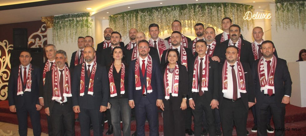 İnegöl Mobilyacılar Odası’nda Tarihi Değişim: 20 Yıllık Başkan Sandıkta Devrildi