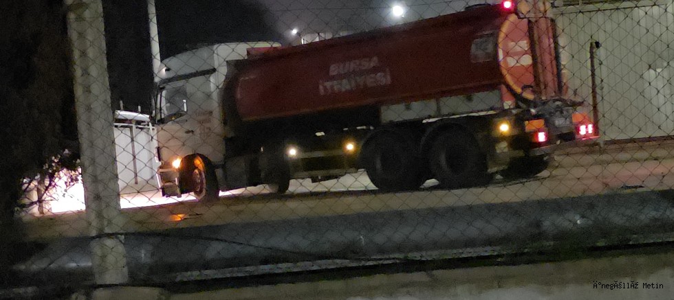 İNEGÖL OSB’DE SUNTA FABRİKASINDA YANGIN: 4 İŞÇİ DUMANDAN ETKİLENDİ