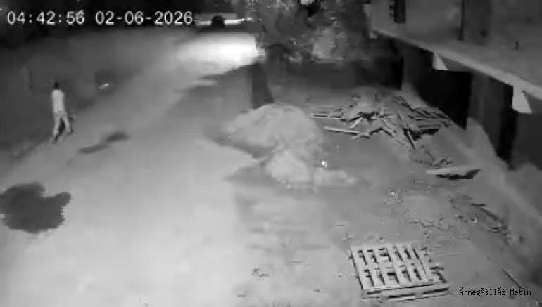 İnşaattan kabloları çaldı, kamera yakaladı
