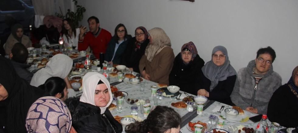 İZED’in Geleneksel İftarında Özel Çocuklar Unutulmadı