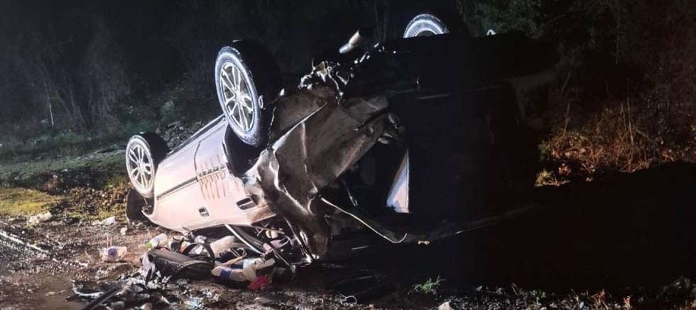 Mezitler Mevkiinde Otomobil Takla Attı: Sürücü Yaralandı