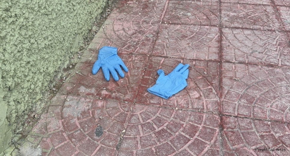 Oğluna da ismini verdiği babasını, baltayla öldürdü