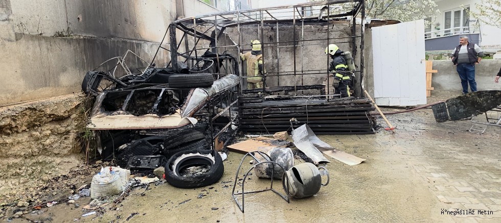 Patlayan Tüp Mahallede Paniğe Neden Oldu