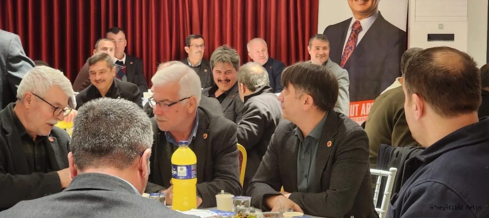 Saadet Partisi İnegöl Teşkilatı’ndan Muhtarlara İftar Programı