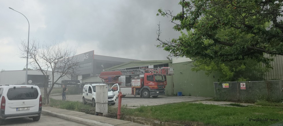 Süleymaniye Mahallesi’nde Kablo Fabrikasında Yangın Paniği