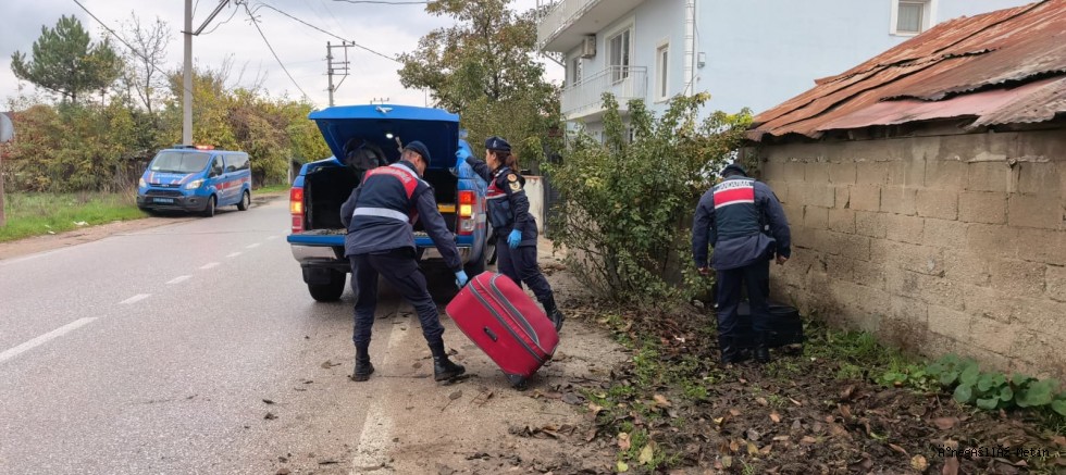 Şüpheli valiz ekipleri teyakkuza geçirdi