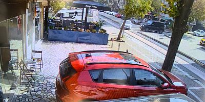 15 milyon liralık cipe çarpmamak için manevra yaptı, tatlıcı dükkanına böyle girdi