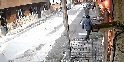20 saattir ekiplere direnen şahsın bir evi benzin dökerek kundakladığı görüntüler oraya çıktı