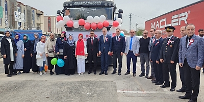 23 NiSAN’IN EN ANLAMLI ETKiNLiĞi 1 TIR OYUNCAK ÇADIR KENTLERE GöNDERiLDi