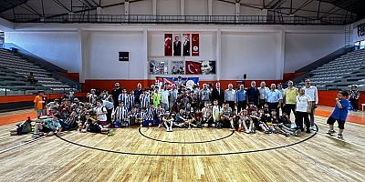 6. Geleneksel 15 Temmuz Kupası Kuran Kursları Arası Futsal Turnuvası Sona Erdi