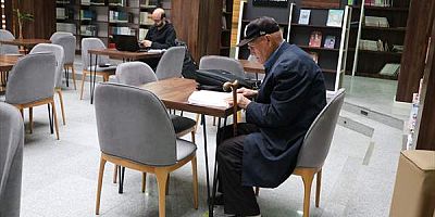 72 yaşında kazandığı tarih bölümünü 3 yılda bitiren hurdacının yeni hedefi arkeolog olmak