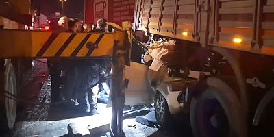 Adana'da zincirleme trafik kazasında 1 kişi öldü, 4 kişi yaralandı