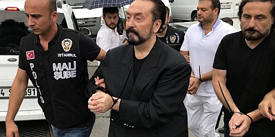 Adnan Oktar'a 891 yıl hapis cezası