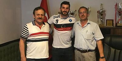 AKHİSARSPOR İÇ TRANSFERDE SELÇUK YENTÜRK İLE ANLAŞTI