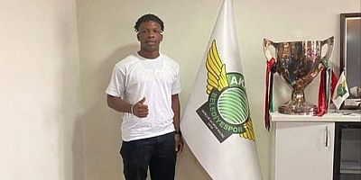Akhisarspor'un transfer ettiği Onyebueke'nin futbolcu olmadığı ortaya çıktı