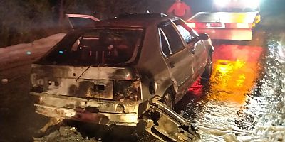 AKINCILAR YOLUNDA OTOMOBİL ALEV ALEV YANDI