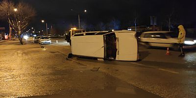 Alanyurt yolunda kaza, takla atıp yan durdu 