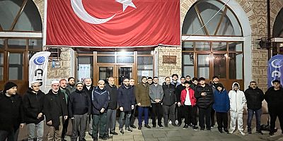 Anadolu Gençlik Derneği, Deprem Şehitlerini Anma ve Dua Programı Gerçekleştirdi