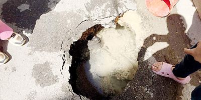 Aniden çöken yol paniğe neden oldu