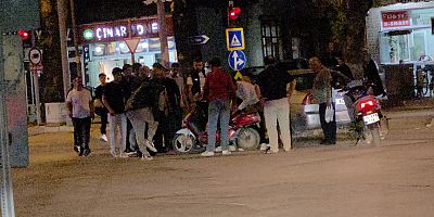 Ankara Caddesi’nde Otomobil ile Elektrikli Bisiklet Çarpıştı