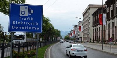 Araç sahipleri dikkat! Anlık radar kalkıyor, ortalama hız sistemi geliyor