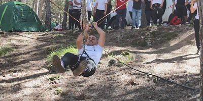 ATEŞ KARINCALARI HIZ KESMİYOR