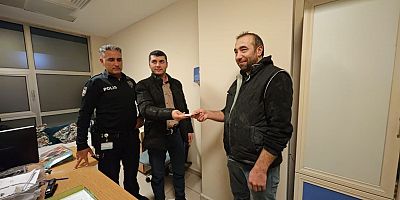 ATM'de Unutulan 5 Bin TL'yi Bulan Vatandaş Örnek Davranış Sergiledi