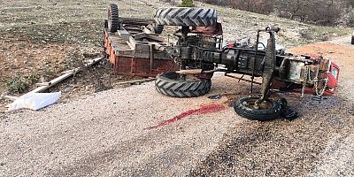 Balıkesir’de Refüje giren otomobildeki 2 kişi yaralandı