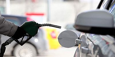 Benzine ve motorine yine zam geliyor