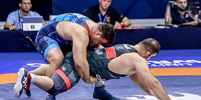 Beşinci kez dünya şampiyonu olan Rıza Kayaalp